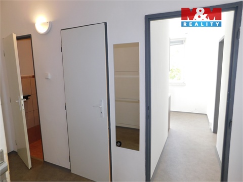 Pronájem bytu 1+1, 35 m² 8