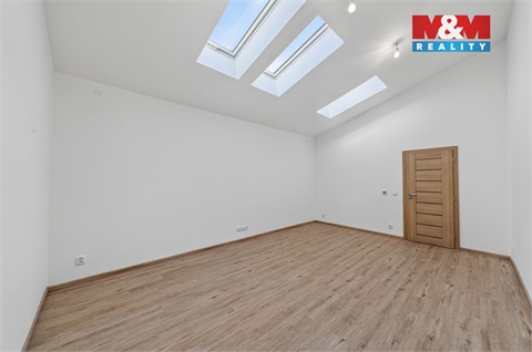 Prodej bytu 4kk, 136 m² - 2