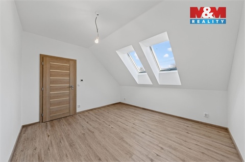 Prodej bytu 4kk, 136 m² 8