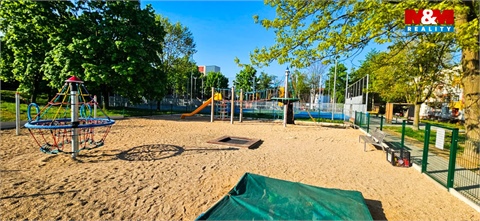 Pronájem bytu 2kk, 63 m² 12