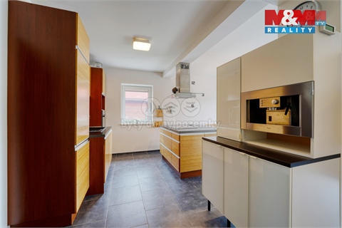 Prodej rodinného domu, 150 m² - 2