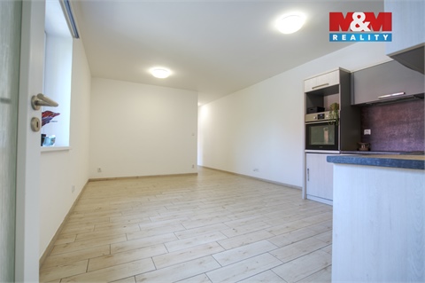Prodej bytu 3kk, 70 m² - 12