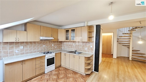 Pronájem bytu 2kk, 70 m² 0