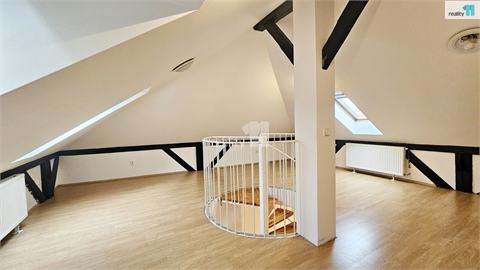 Pronájem bytu 2kk, 70 m² - 4