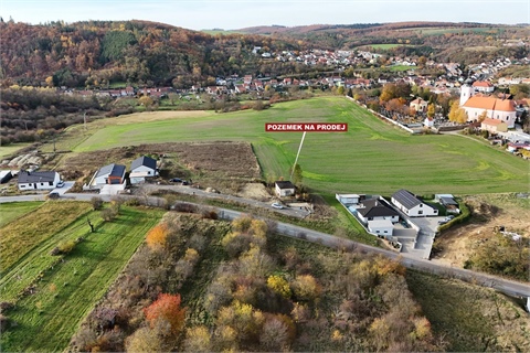 Prodej stavebního pozemku, 814 m² 0