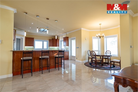 Prodej rodinného domu, 429 m² - 14