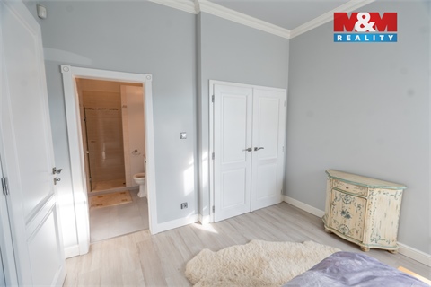 Prodej rodinného domu, 429 m² 22