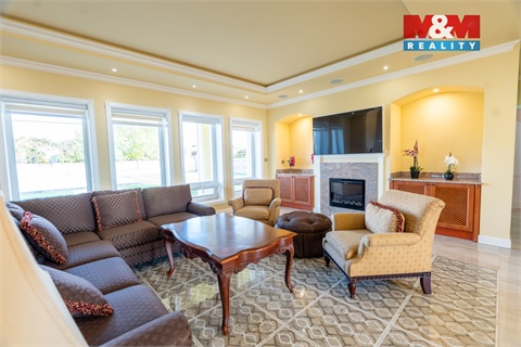 Prodej rodinného domu, 429 m² 14