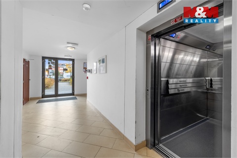 Prodej bytu 1kk, 38 m² - 14