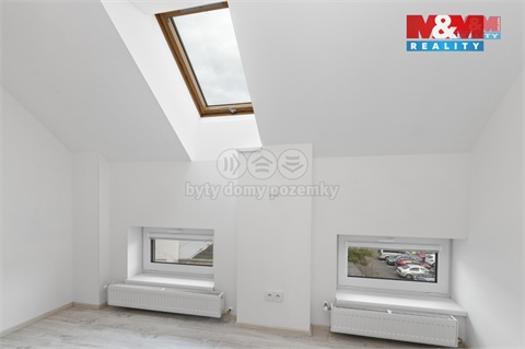 Pronájem bytu 2+1, 55 m² 2