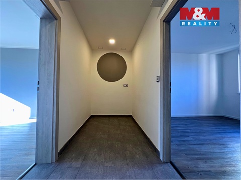 Pronájem bytu 2+1, 55 m² - 10