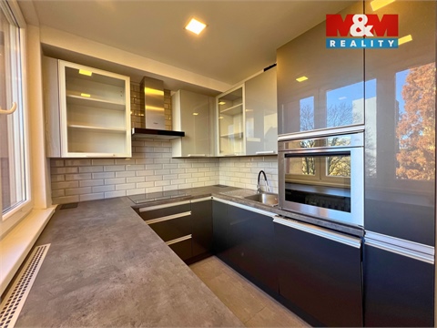 Pronájem bytu 2+1, 55 m² 2