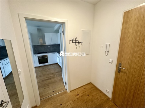 Pronájem bytu 2kk, 69 m² - 4