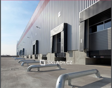Pronájem skladu / haly, 4 300 m² 2