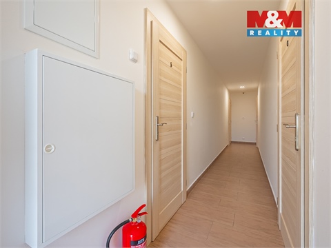 Pronájem komerčního objektu, 14 m² 8