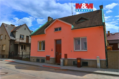 Pronájem rodinného domu, 150 m² 0