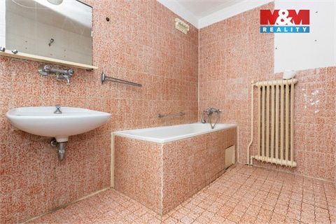 Prodej rodinného domu, 268 m² 12