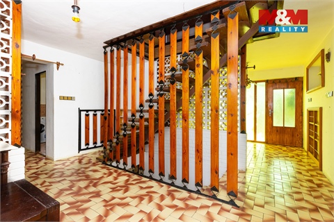 Prodej rodinného domu, 268 m² - 8