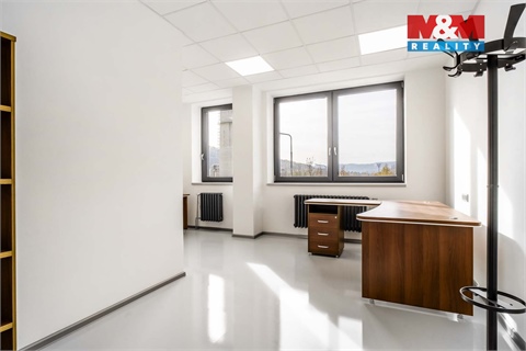 Pronájem kanceláře, 320 m² 2