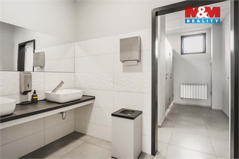 Pronájem kanceláře, 320 m² 10