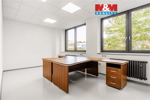 Pronájem kanceláře, 320 m² 0