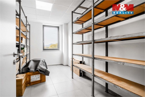 Pronájem kanceláře, 320 m² 16