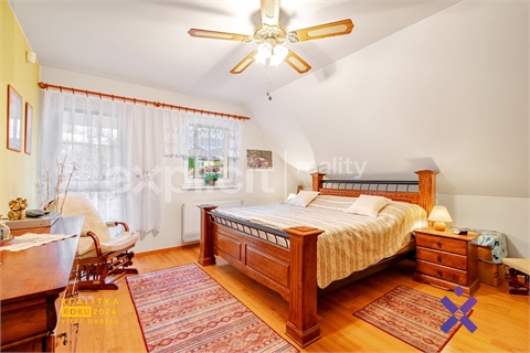 Prodej rodinného domu, 234 m² - 24