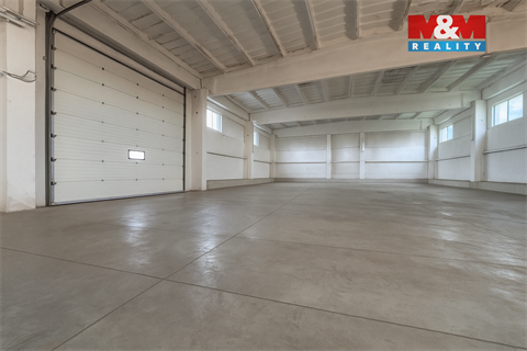 Pronájem skladu / haly, 650 m² 2