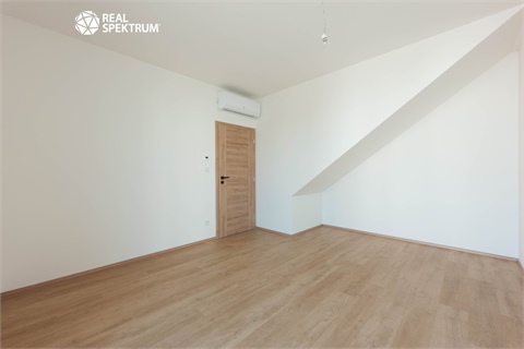 Prodej bytu 2kk, 66 m² 18