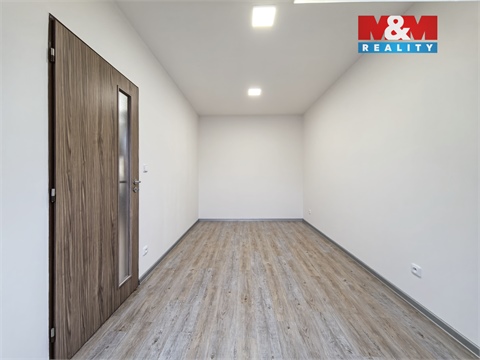 Pronájem bytu 2kk, 51 m² - 2