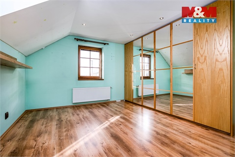 Prodej rodinného domu, 197 m² 6