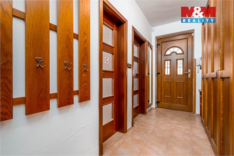 Prodej rodinného domu, 197 m² 14