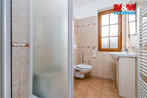 Prodej rodinného domu, 197 m² 12