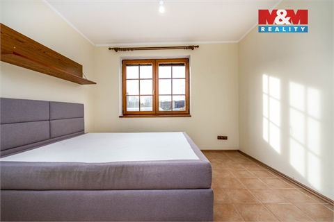 Prodej rodinného domu, 197 m² - 4