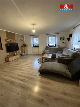 Prodej rodinného domu, 200 m² - 2