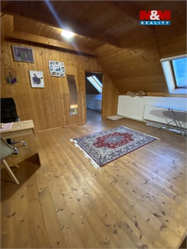 Prodej rodinného domu, 200 m² 14