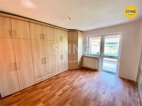 Prodej rodinného domu, 270 m² - 6