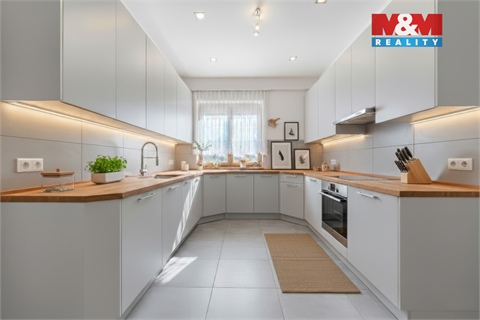 Prodej bytu 3+1, 177 m² - 2