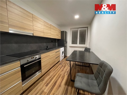 Pronájem bytu 1+1, 38 m² - 8