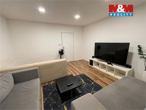 Pronájem bytu 1+1, 38 m² - 10