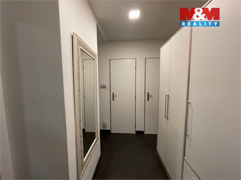 Pronájem bytu 1+1, 38 m² 10