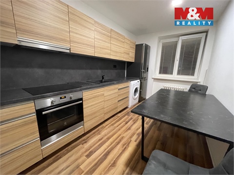 Pronájem bytu 1+1, 38 m² 8