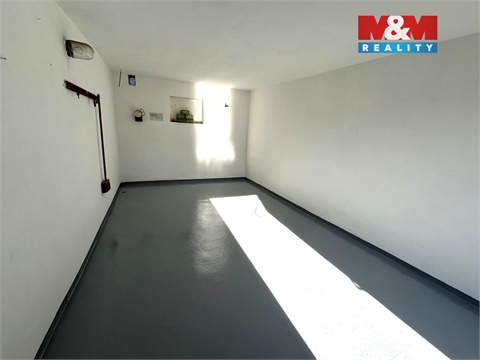 Pronájem garáže, 24 m² - 0