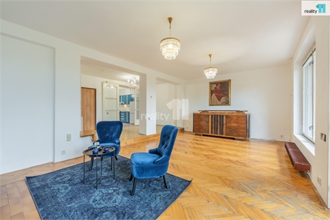 Prodej rodinného domu, 226 m² 2