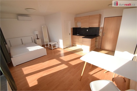 Pronájem bytu 1kk, 27 m² 0