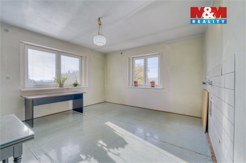 Prodej rodinného domu, 230 m² - 6