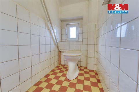 Prodej rodinného domu, 230 m² 12