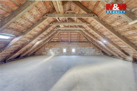 Prodej rodinného domu, 230 m² 16