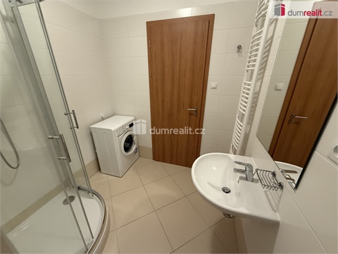 Pronájem bytu 1kk, 42 m² 10