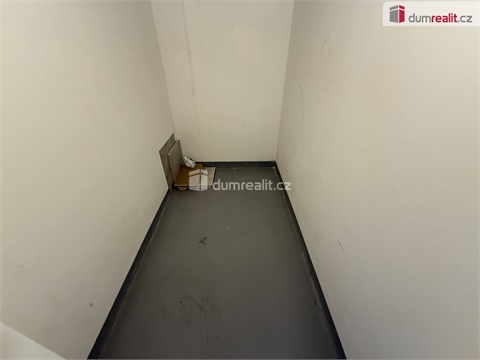 Pronájem bytu 1kk, 42 m² 14